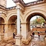 Tarihi Kaleici Muethis Lokasyon 2+1 Uygun Fiyat *