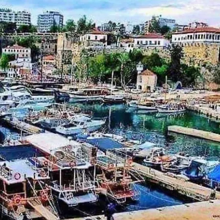 Tarihi Kaleici Muethis Lokasyon 2+1 Uygun Fiyat Apartmán Antalya