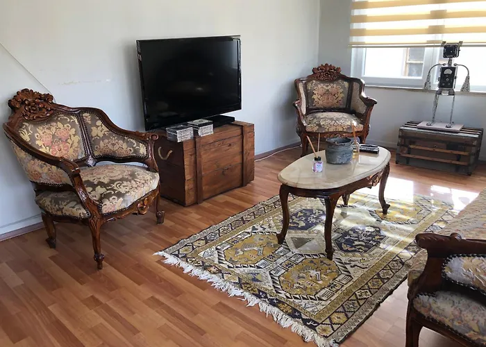 Apartment Tarihi Kaleici Muethis Lokasyon 2+1 Uygun Fiyat Antalya