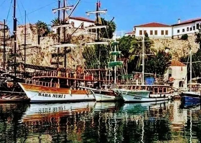 Appartamento Tarihi Kaleici Muethis Lokasyon 2+1 Uygun Fiyat *
